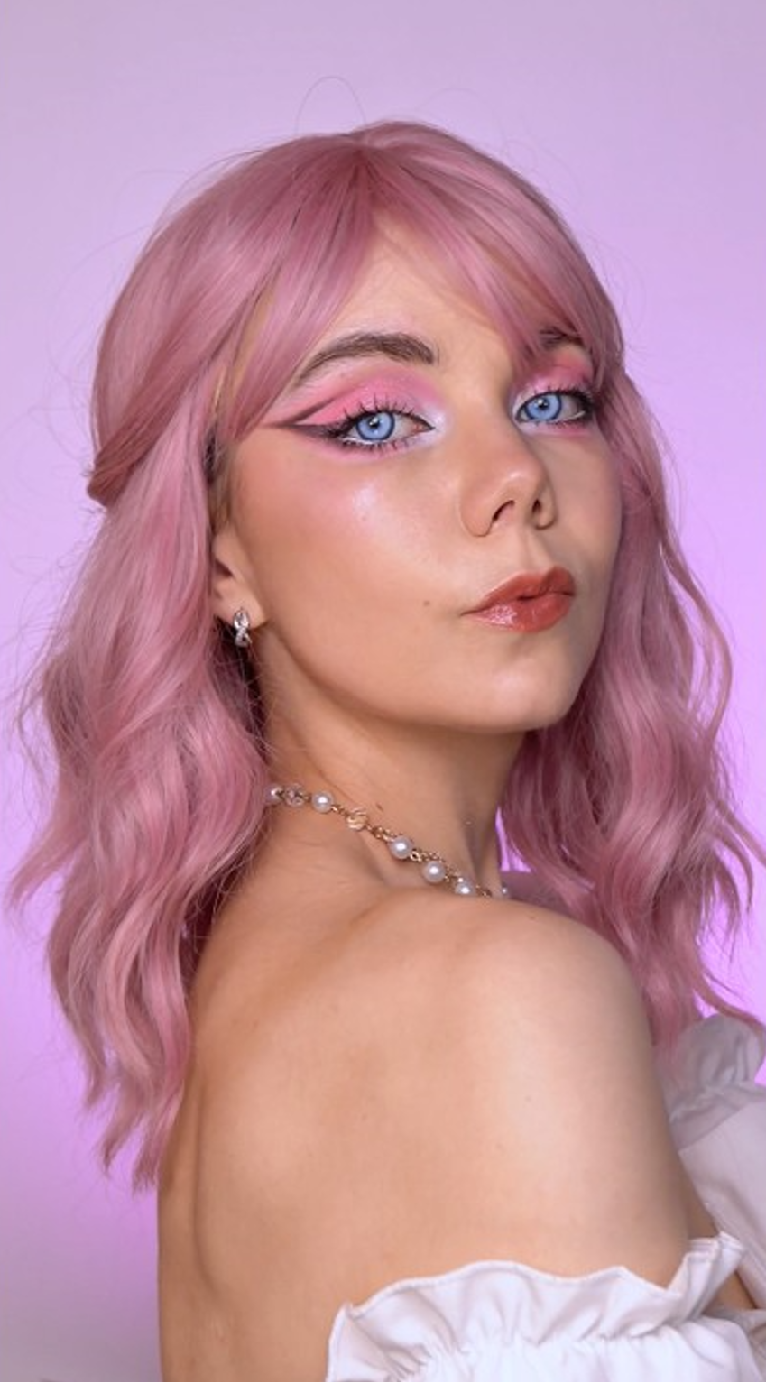 Pink flower-inspired makeup transformation