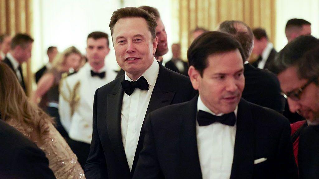 Trump and Xi toast new chapter in friendship at White House state dinner