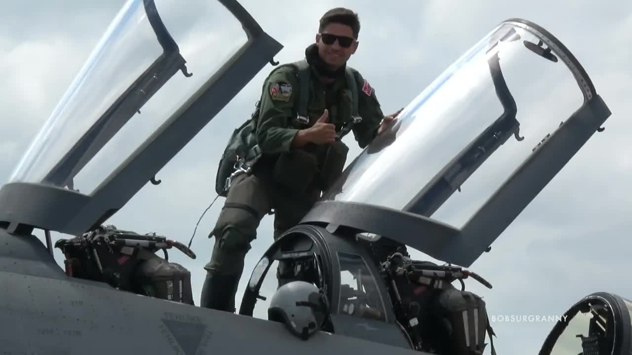 The engines ignite on a Turkish F-4 - 