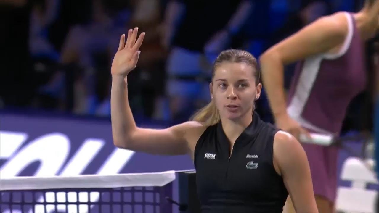 Chwalinska stuns defending champion Mertens to reach Singapore Open ...