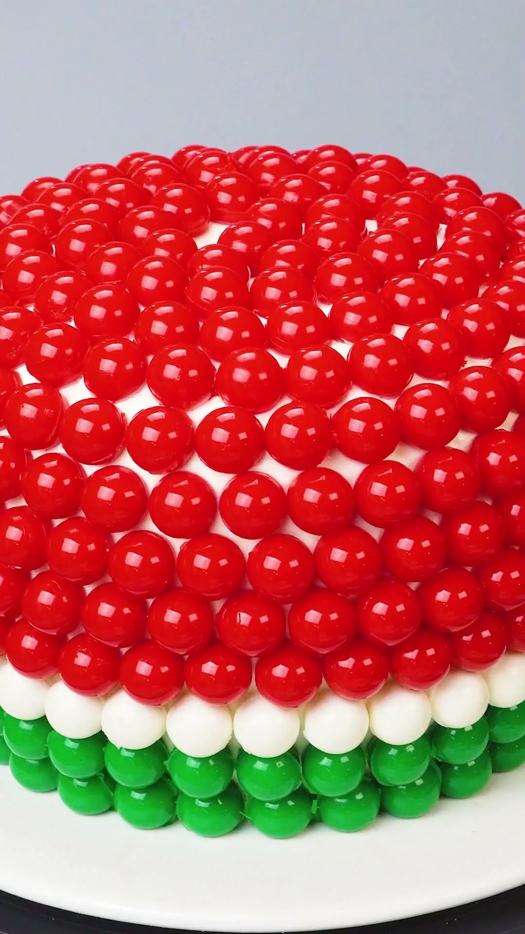 Strawberry and watermelon jelly ball cake decorating tutorial