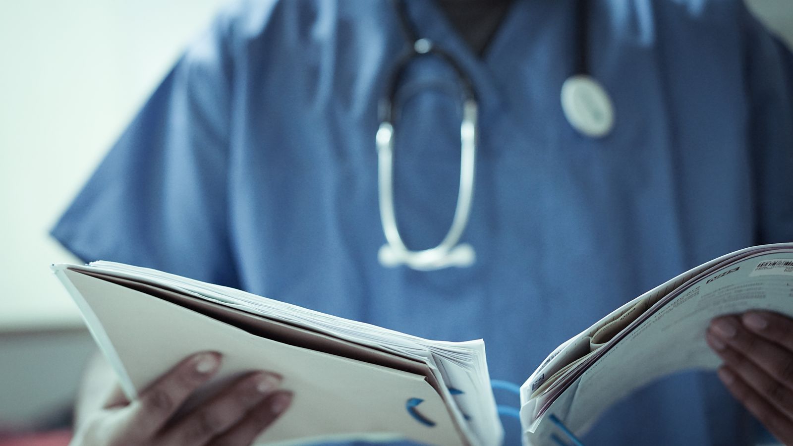 NHS staff face immediate suspension if caught inappropriately accessing ...