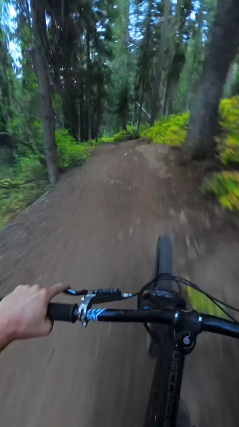 Beautiful MTB ride through stunning scenic trails