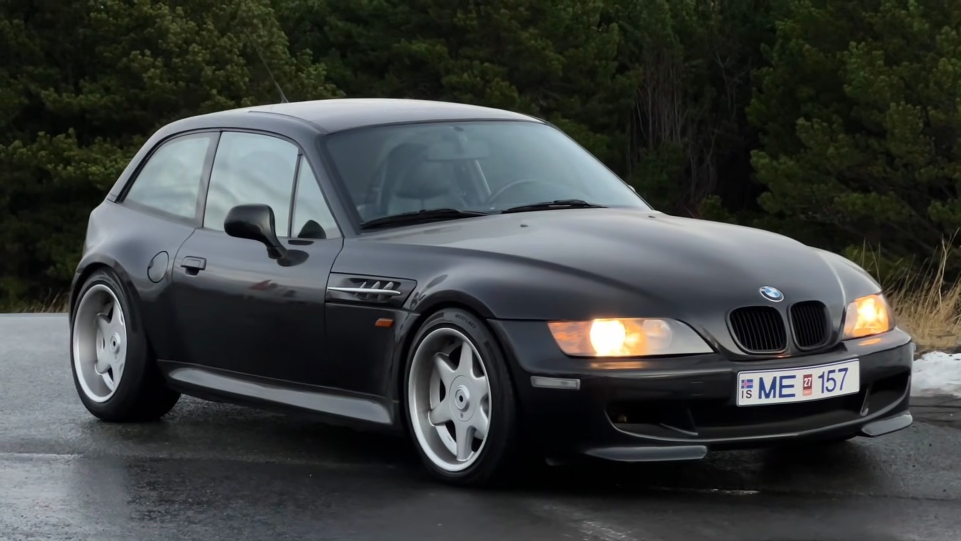 Detailed 193 HP BMW Z3 Coupe 2.8 review and specs