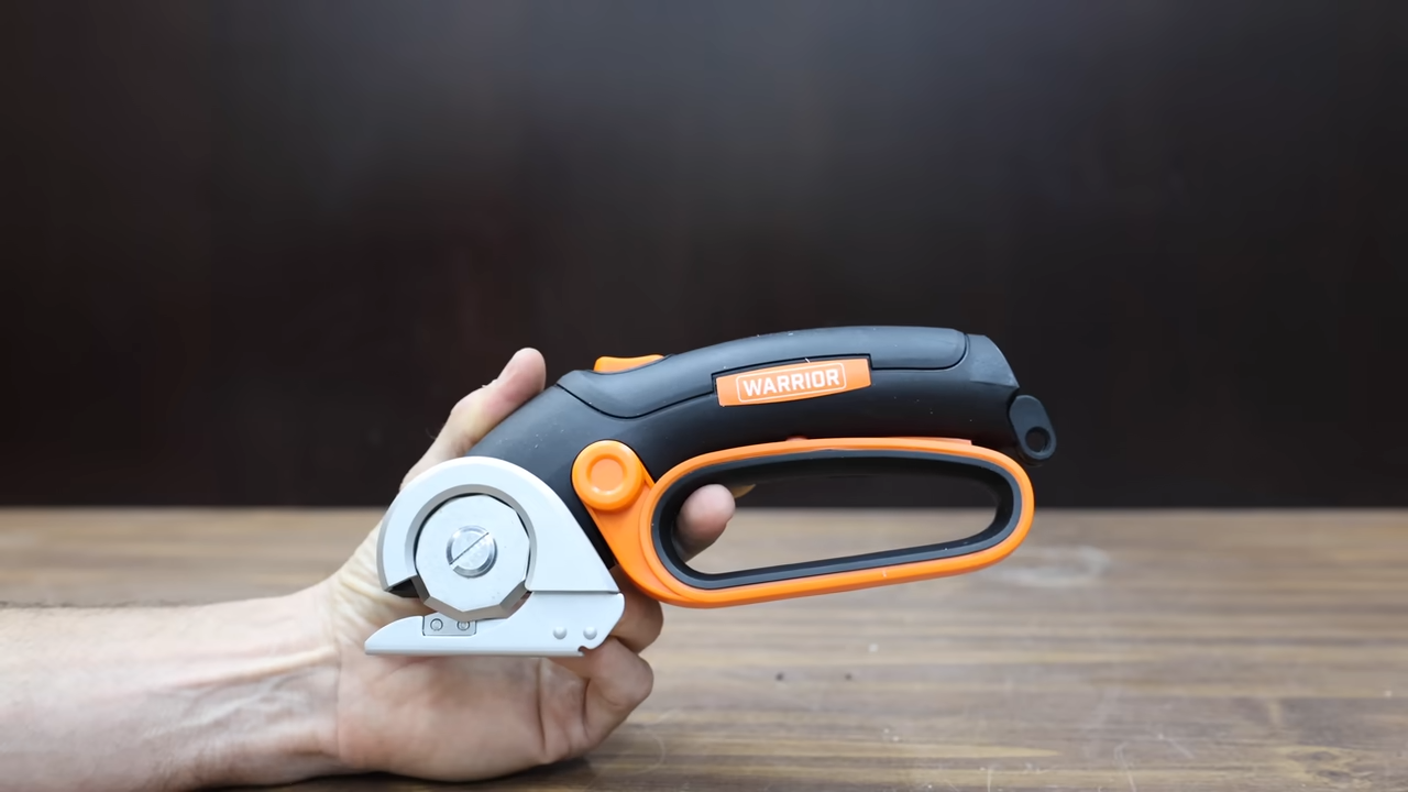 This tool makes utility knives obsolete!