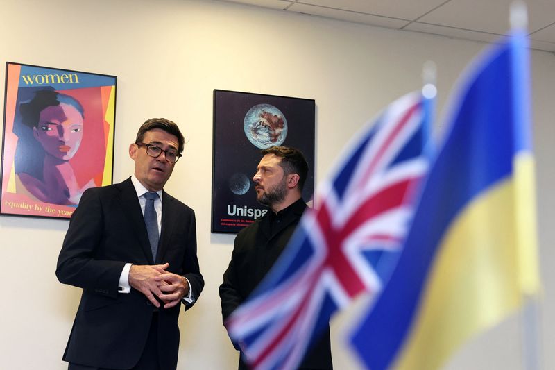 UK firms to use Ukraine battlefield data for AI drone swarm development