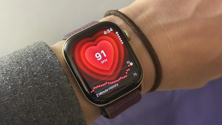 I tested the Apple Watch's new heart rate sensor to see if it's really ...