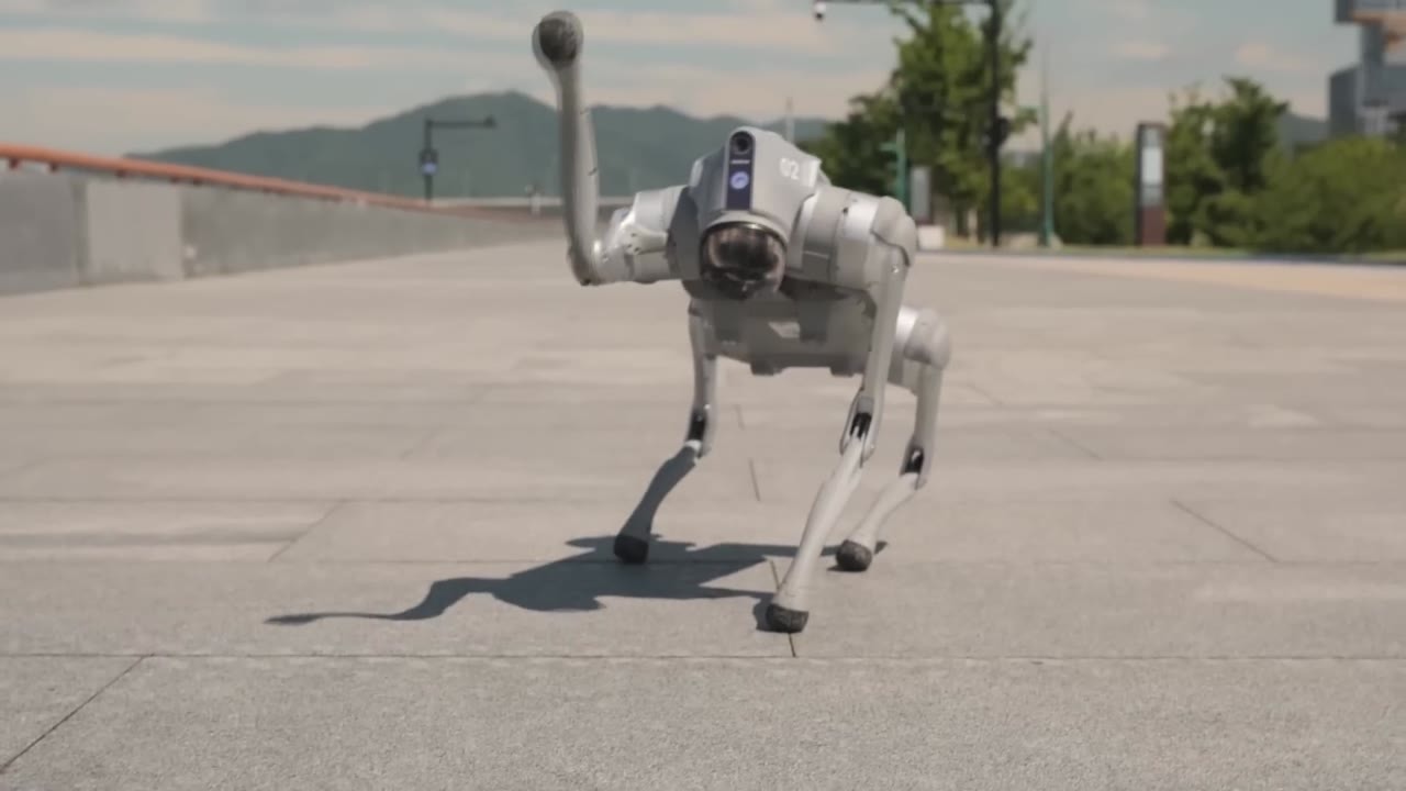 Watch this AI robot dog make its own decisions without a human ...