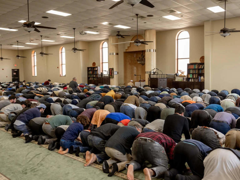 Anti-Sharia rhetoric surges in US as Muslim Americans push back against ...