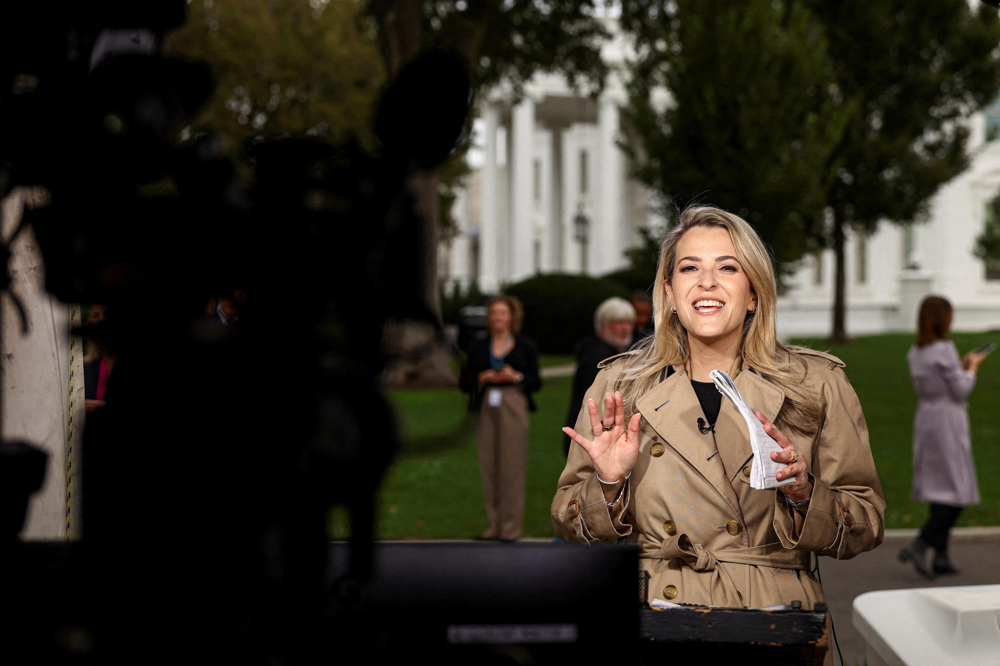 Networks share coverage of Trump after CNN's credentials are restored