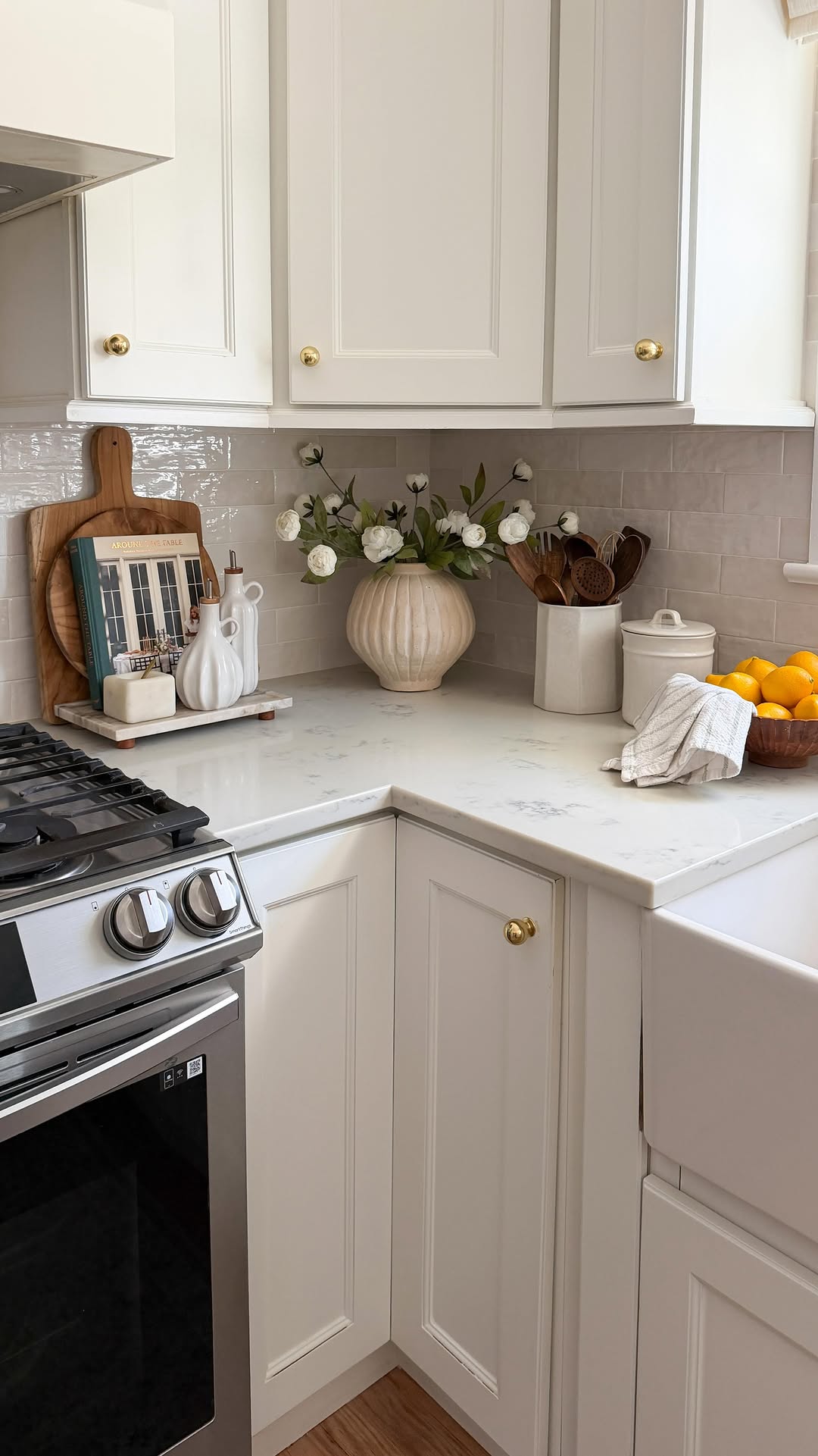 Kitchen styling ideas for a fresh and timeless look