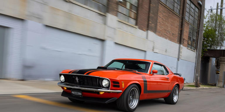 Revology Mustang Boss 302: Pluperfect Mustang