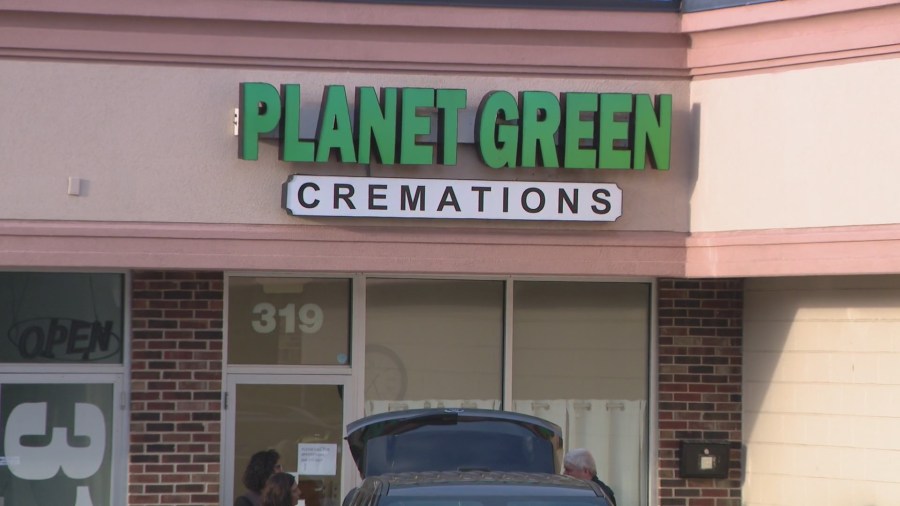 Investigators probing South Chicago funeral home focus their attention on south suburban cremation store front