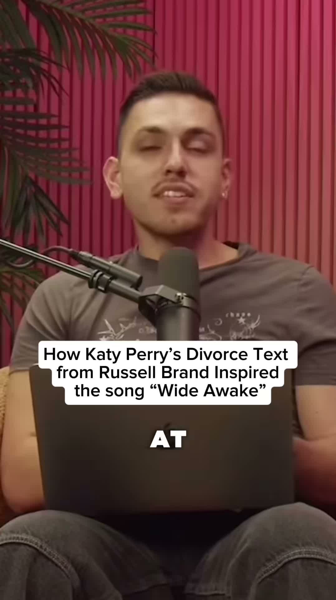 Katy Perry went on stage after Russell Brand divorced her by text