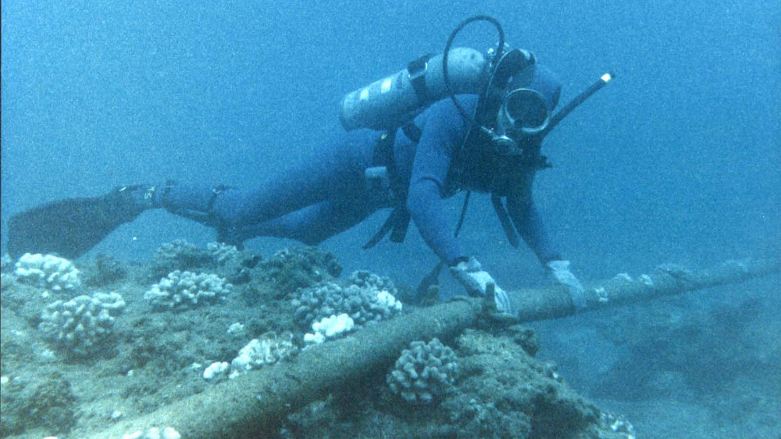 Russian boats spotted loitering over undersea cables connecting Europe ...