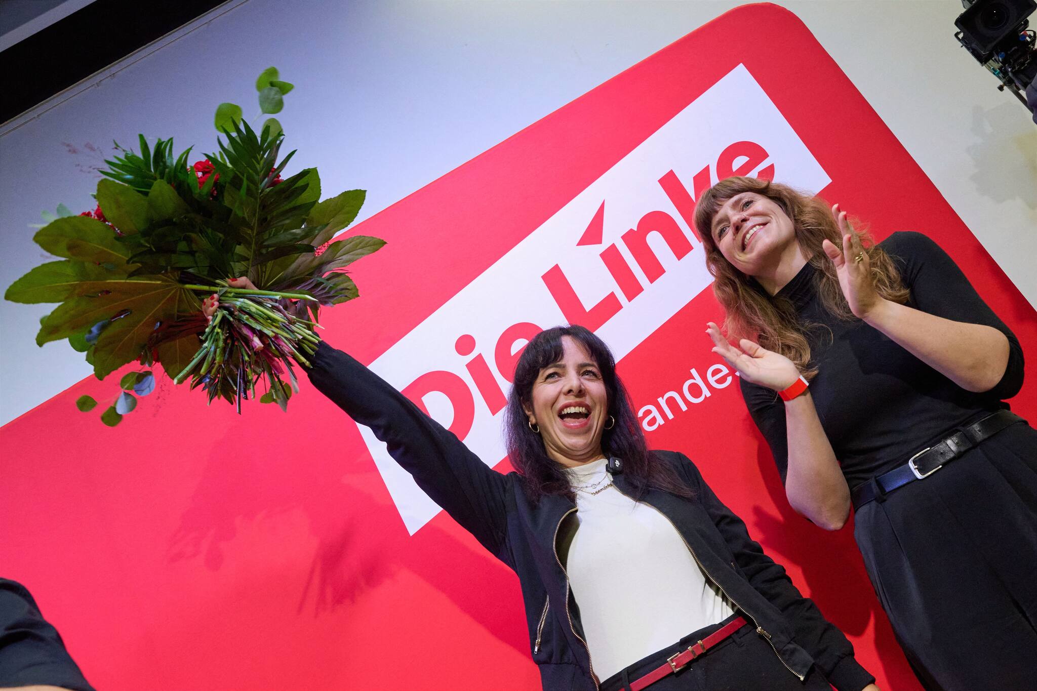 Regierungsbildung in Berlin: Die Grünen zögern, die Linke will sondieren
