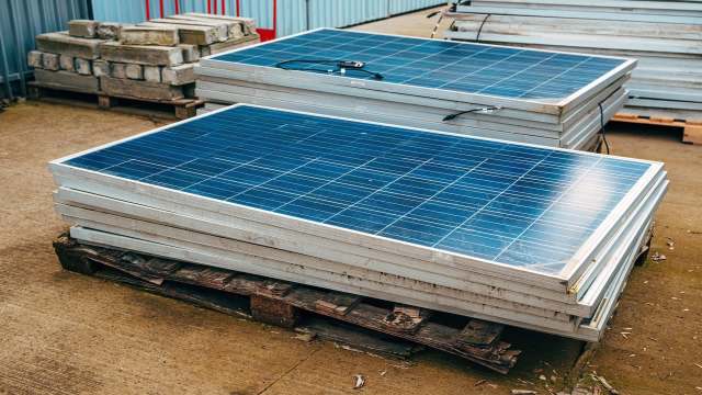 Australia weighs first mandatory solar panel recycling plan as NSW ...