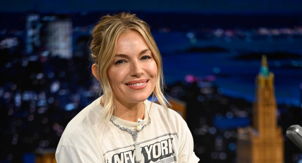 Sienna Miller ditches designer labels for Lou Reed vintage T-shirt