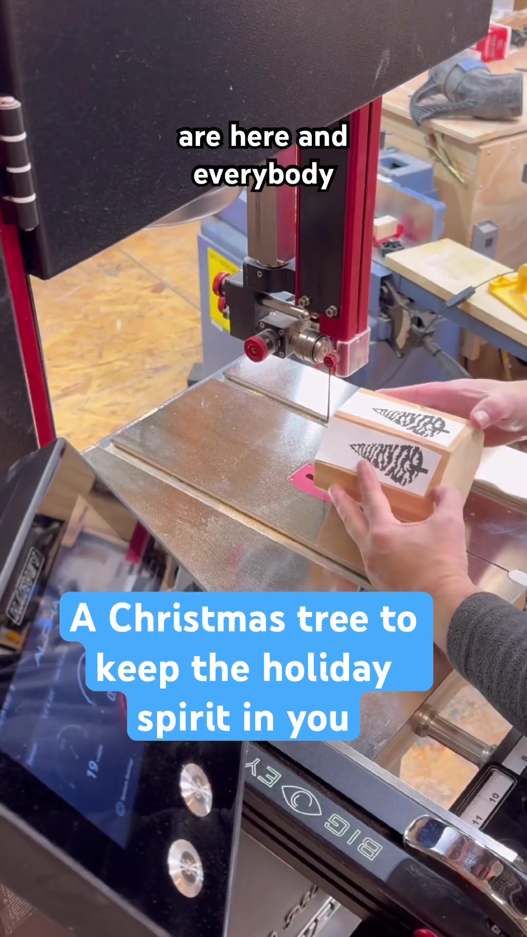 Simple bandsaw Christmas tree fun #bandsaw #woodworking #diy