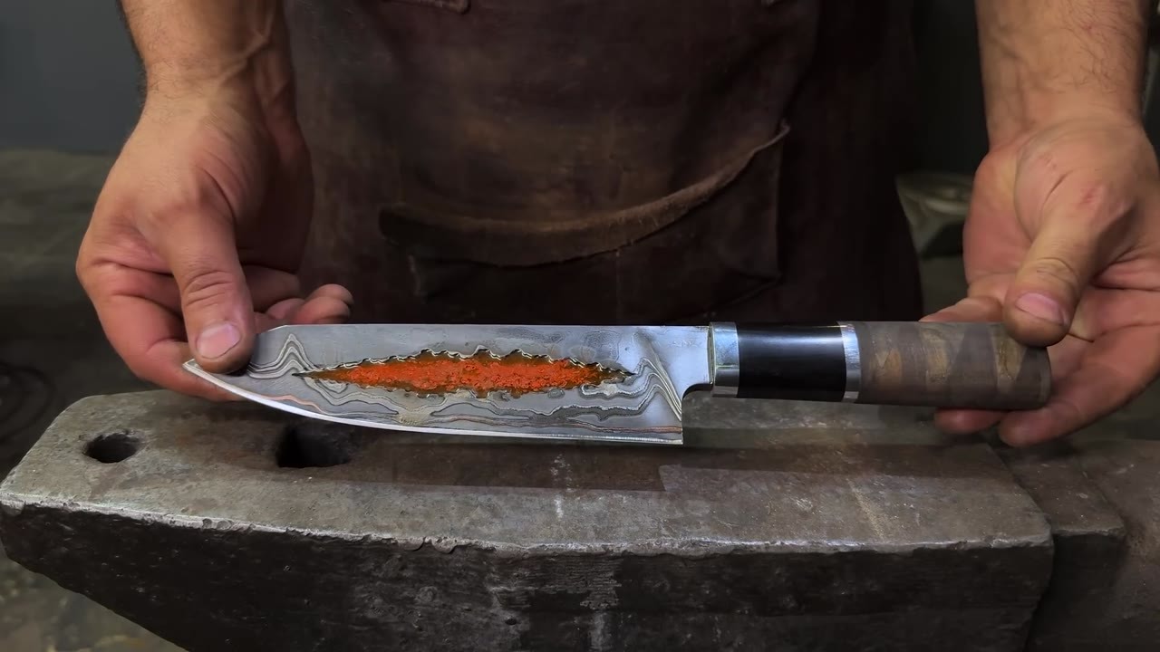 A Damascus knife with glowing lava inside?