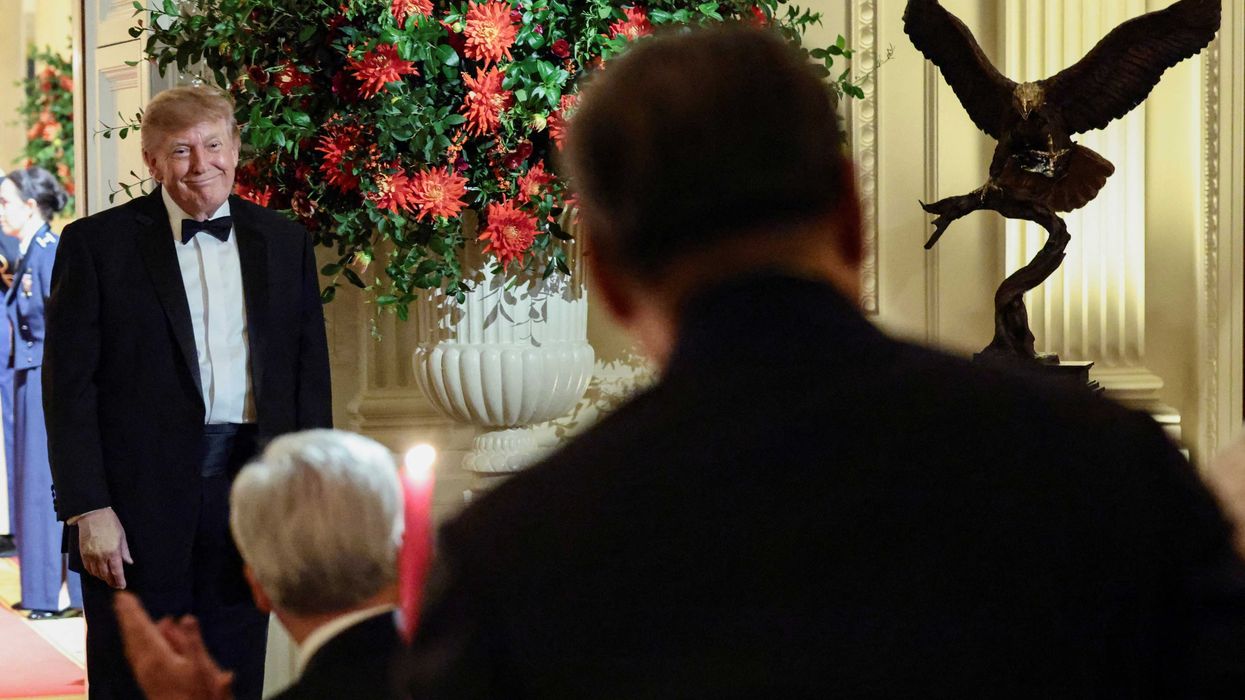 Trump's 'knowing grin' at 'Great Gatsby from hell' sends telling ...