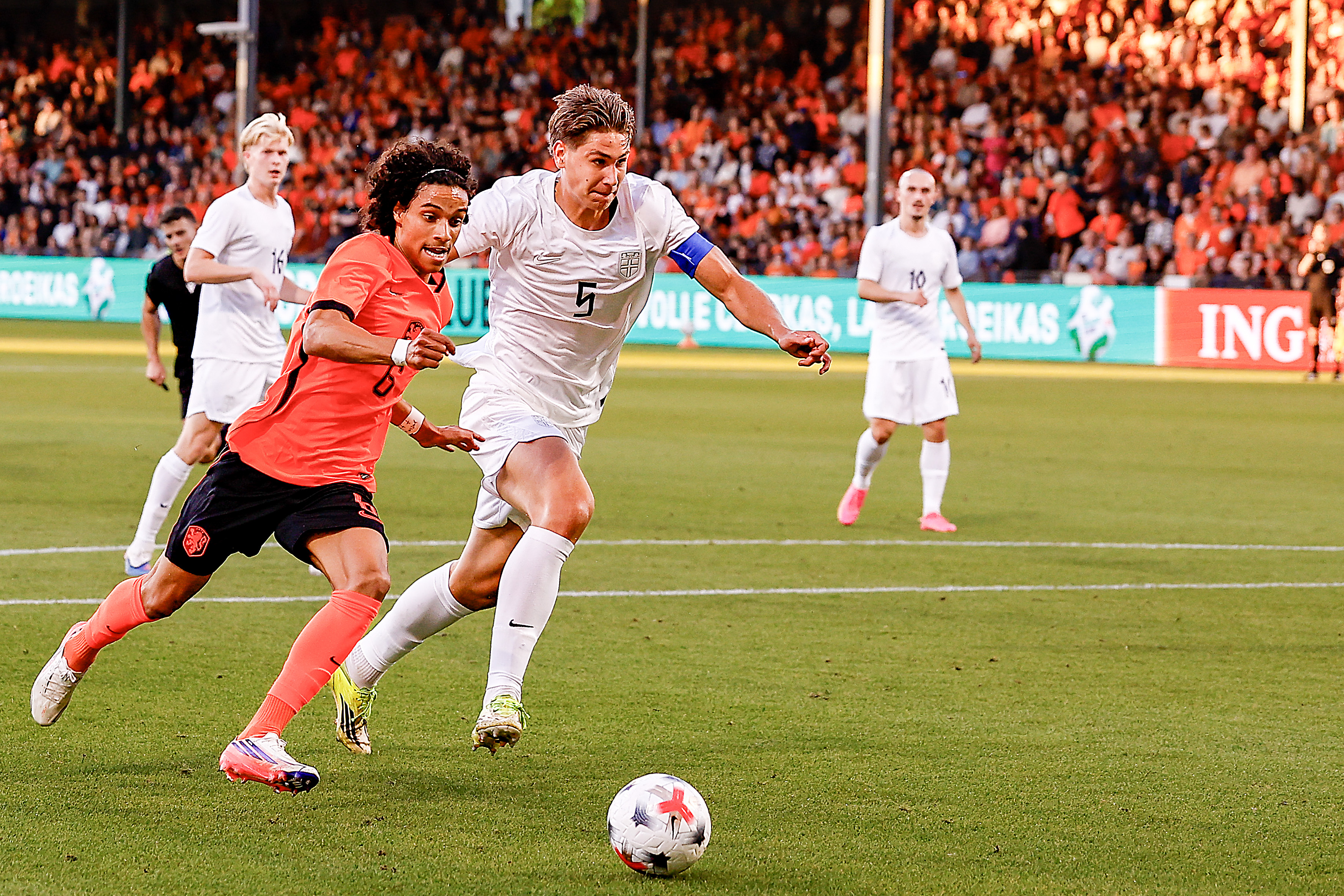 Vink hard voor Jong Oranje in do or die-duel: 'Ze missen pit en vuur!'
