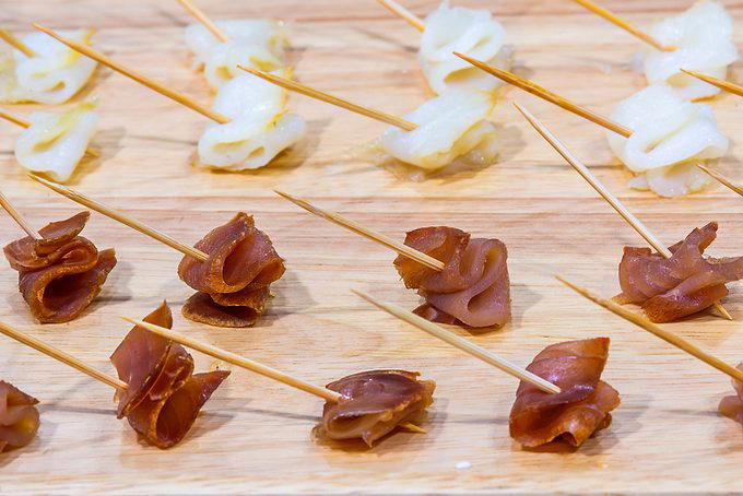 21 secrets Costco’s free sample employees wish you knew