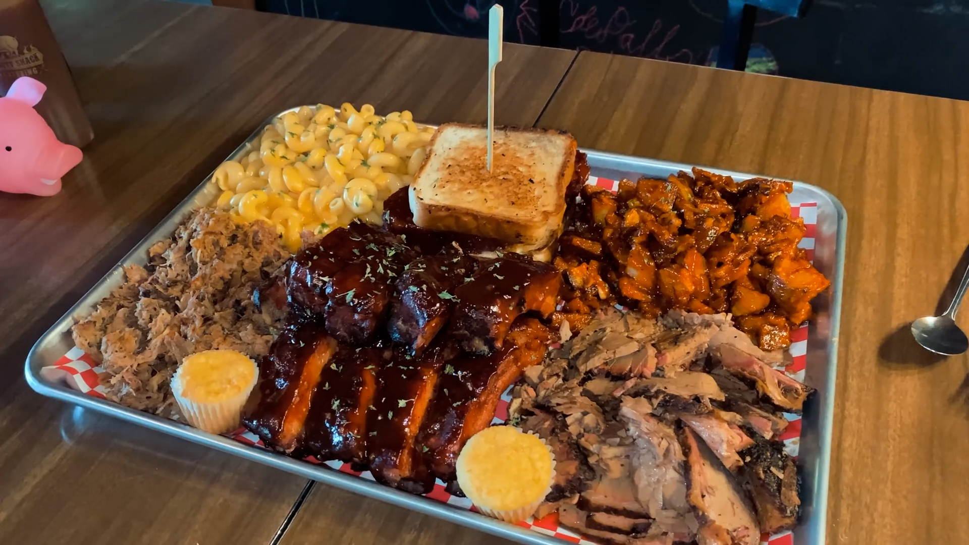 Woman attempts massive 7-pound BBQ challenge in just 45 minutes