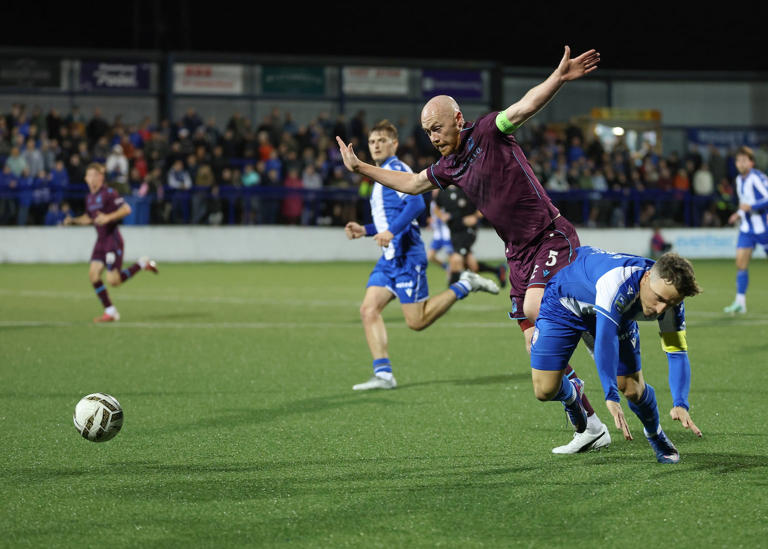 Linfield blew league race wide open after ending Coleraine’s unbeaten run