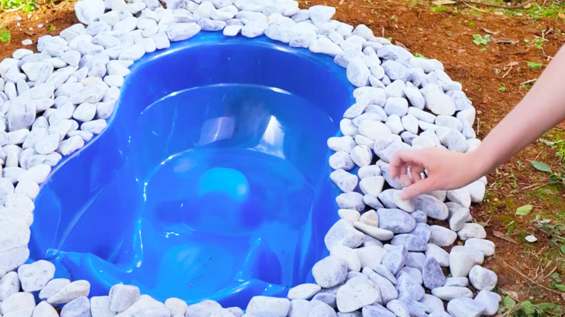 Backyard garden ideas: Stylish outdoor decor and smart hacks