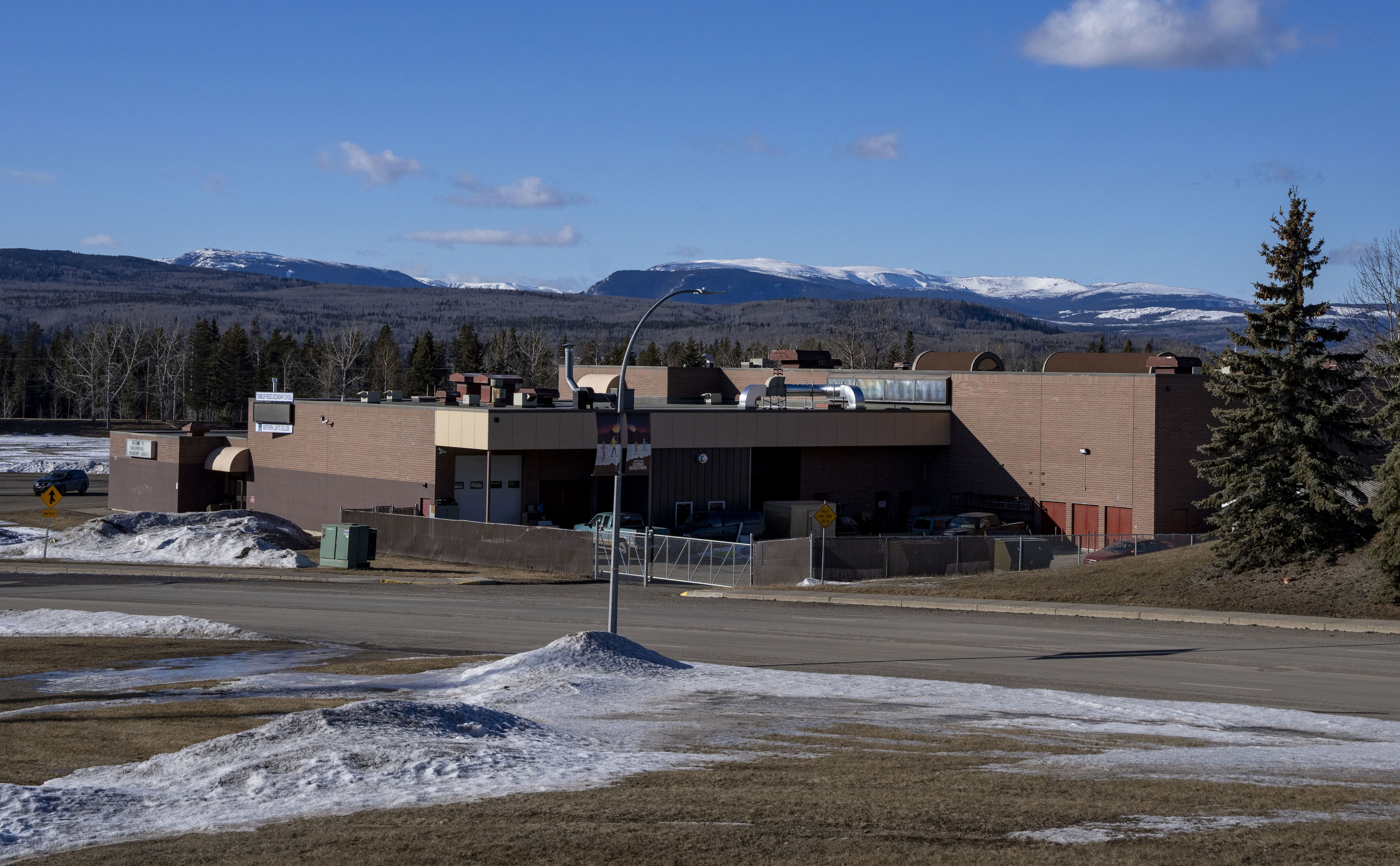 Solomon on 'horrifying' Tumbler Ridge AI article