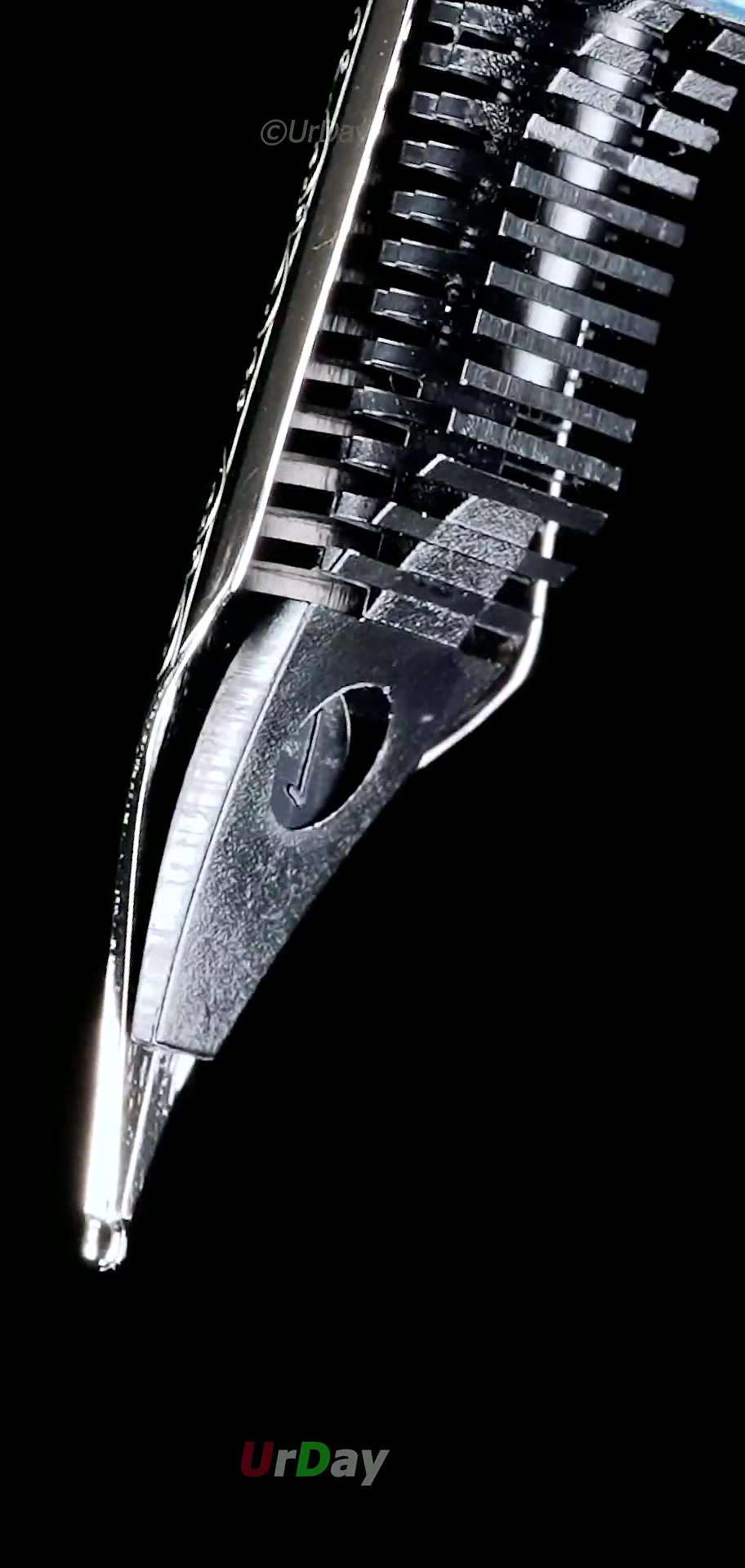 Filling a vacuum filler fountain pen up close @GoldspotPens #urday #closeup