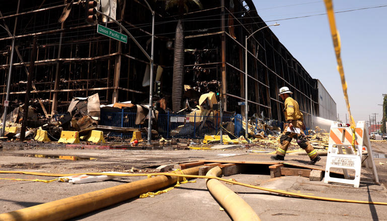 New report looks at metals in LA River after warehouse fire started in ...