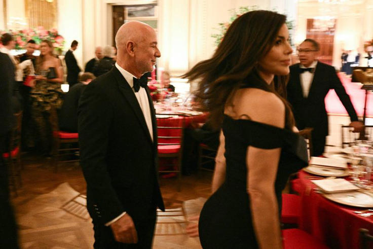 Jeff Bezos and Lauren Sanchez