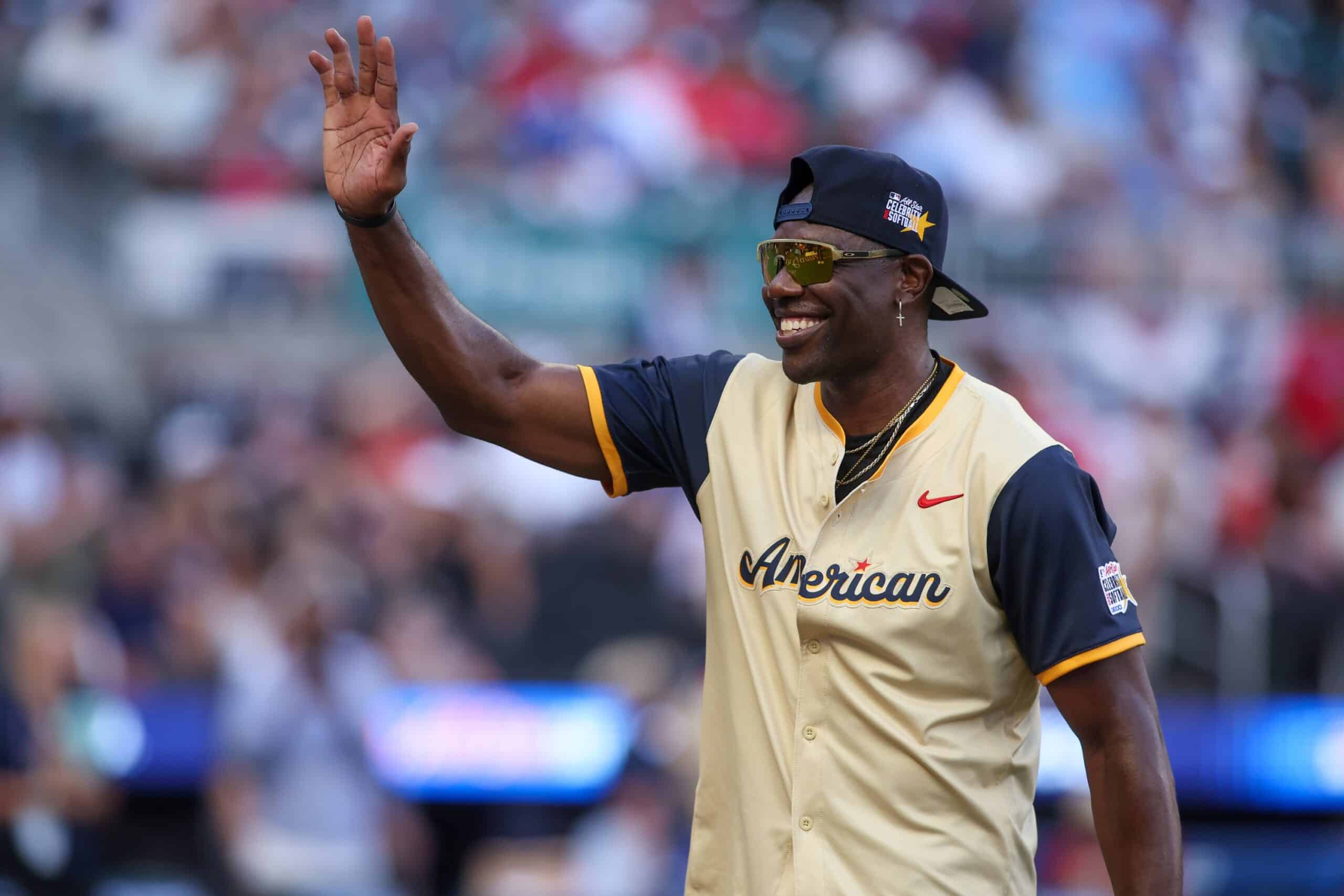 “I’m a complete receiver”: Terrell Owens proclaims himself 2nd only to ...