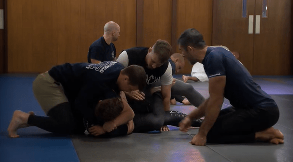 Illinois firefighters receive jiu-jitsu training for self-defense in ...