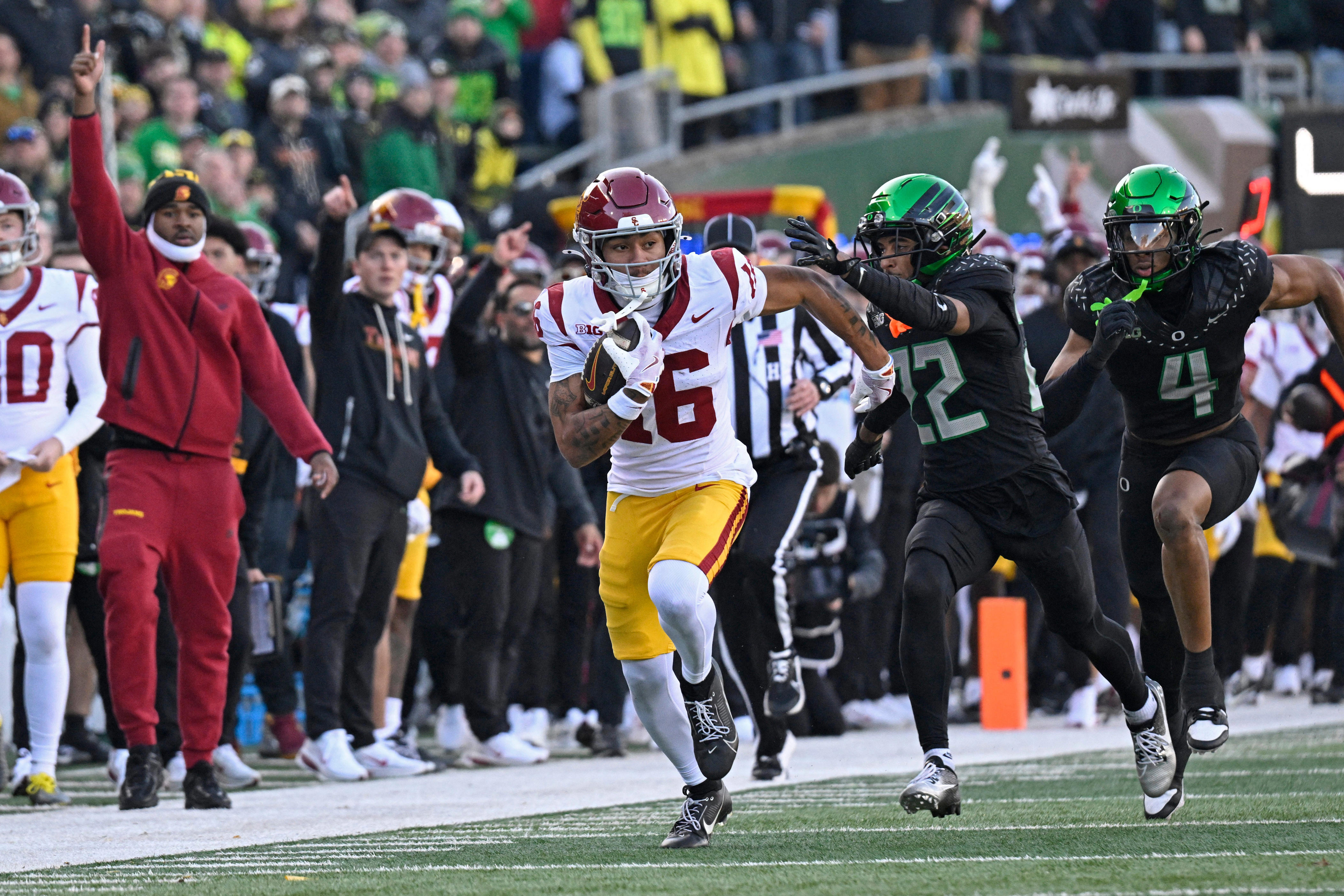Five things to expect in USC’s massive matchup against Oregon