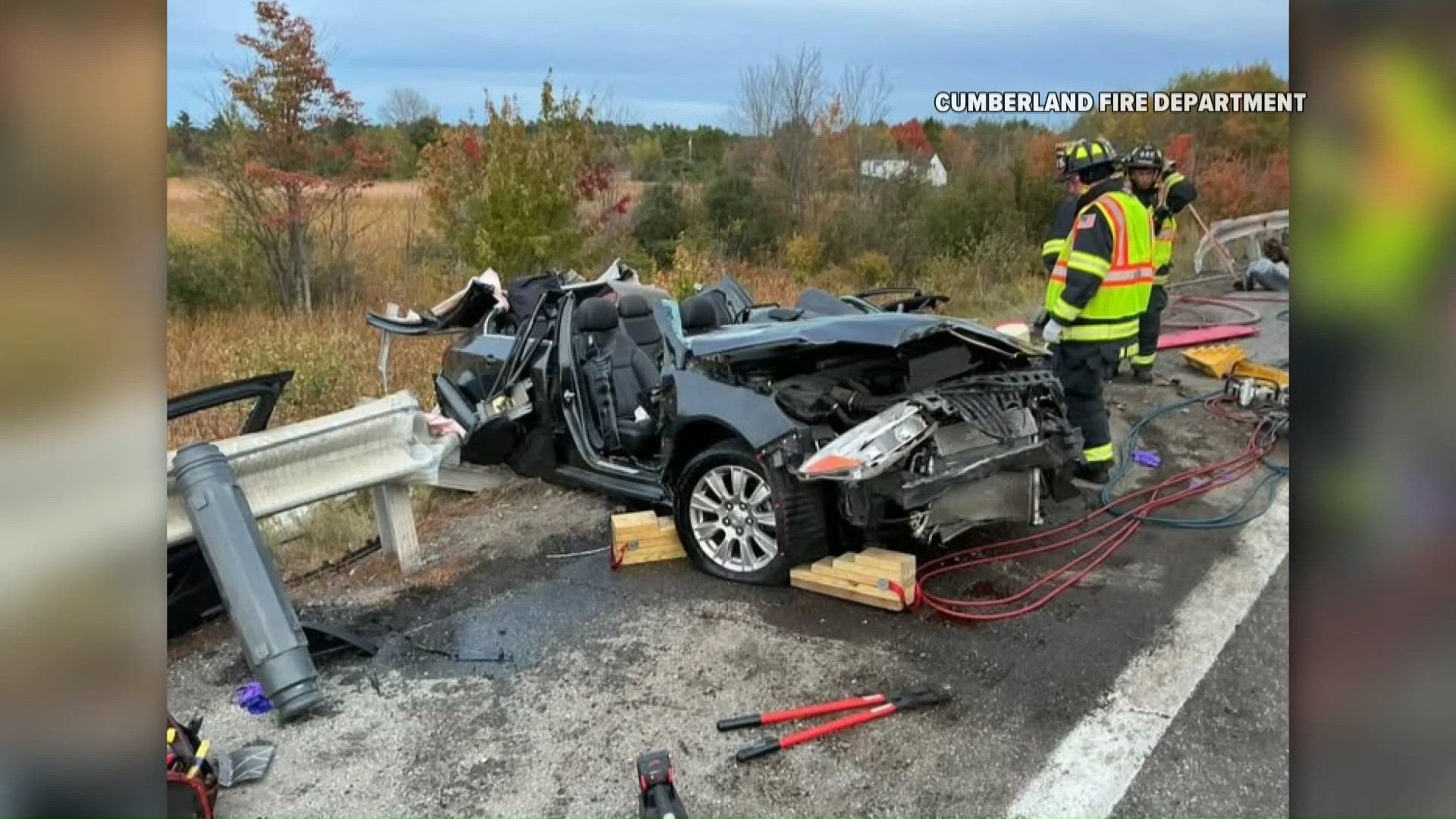 Crash on I-95 crushes car, requires rescue