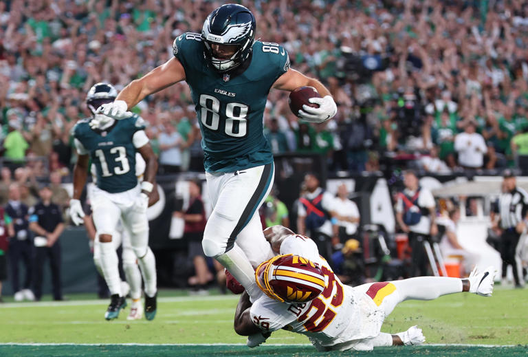 Dallas Goedert unable to practice Friday