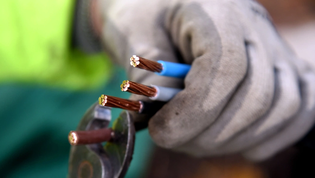 Safe steps for home electrical work