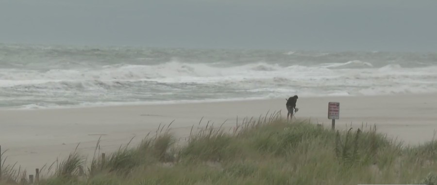 Nor’easter continues with rain, coastal flooding in NY, NJ