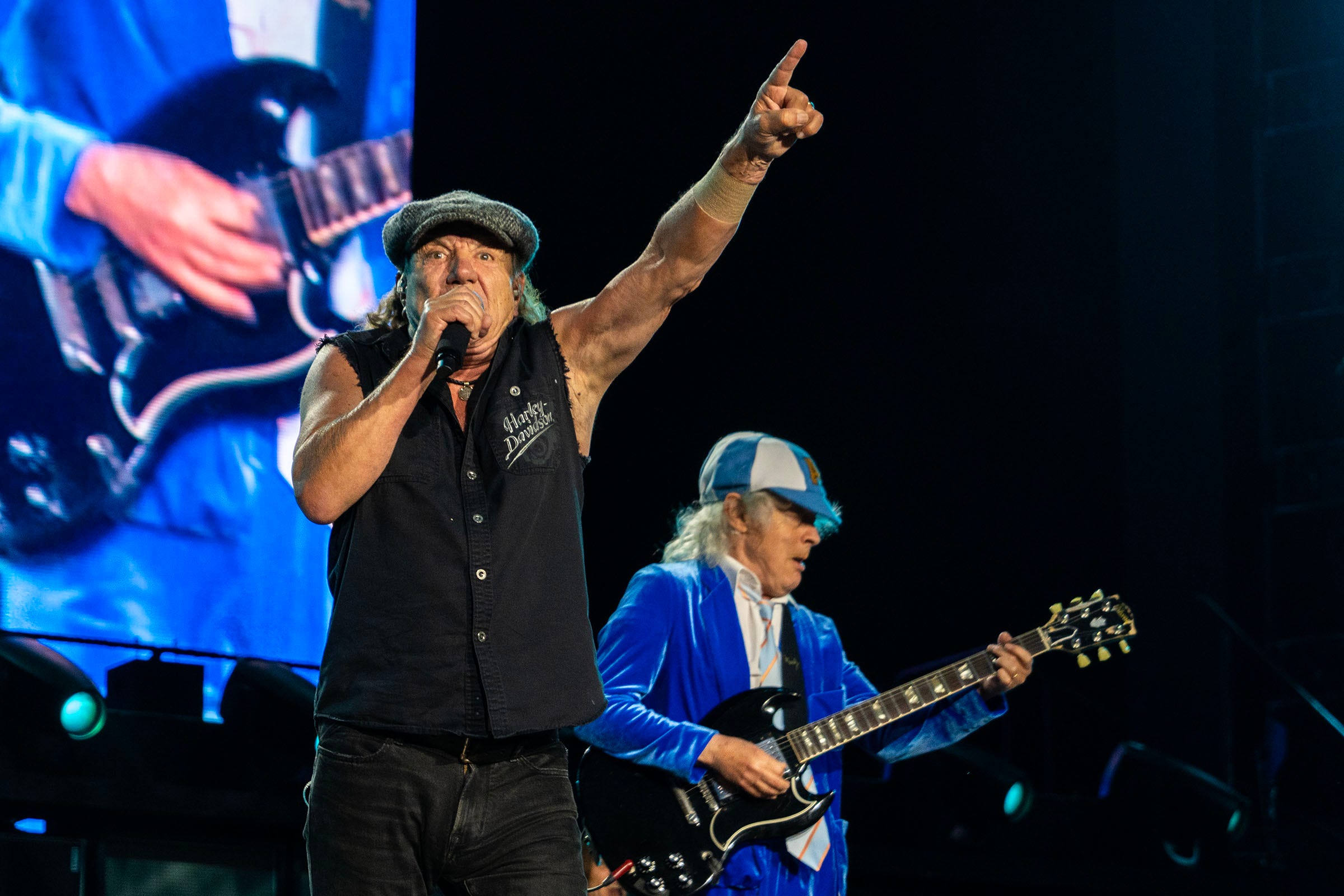 Nor'easter postpones Friday's AC/DC concert at MetLife, other events