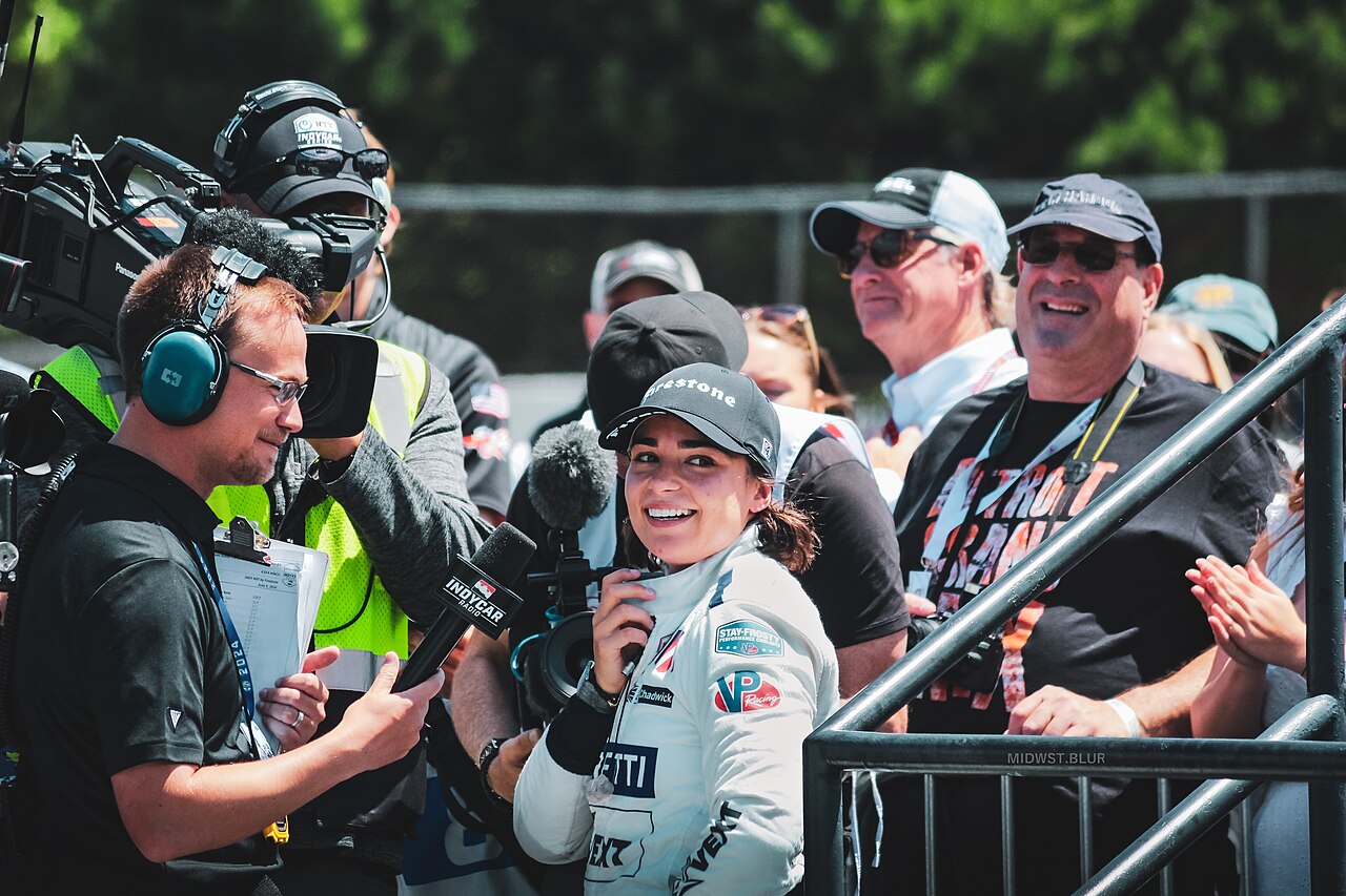 Jamie Chadwick just did Williams' homework for Portimão, in a car F1 ...