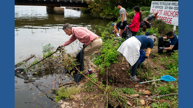 Anacostia River cleanup this weekend aims to stop litter from reaching ...