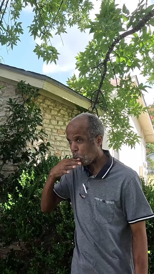 After a snake encounter, this elderly man didn’t feel safe in his own yard!