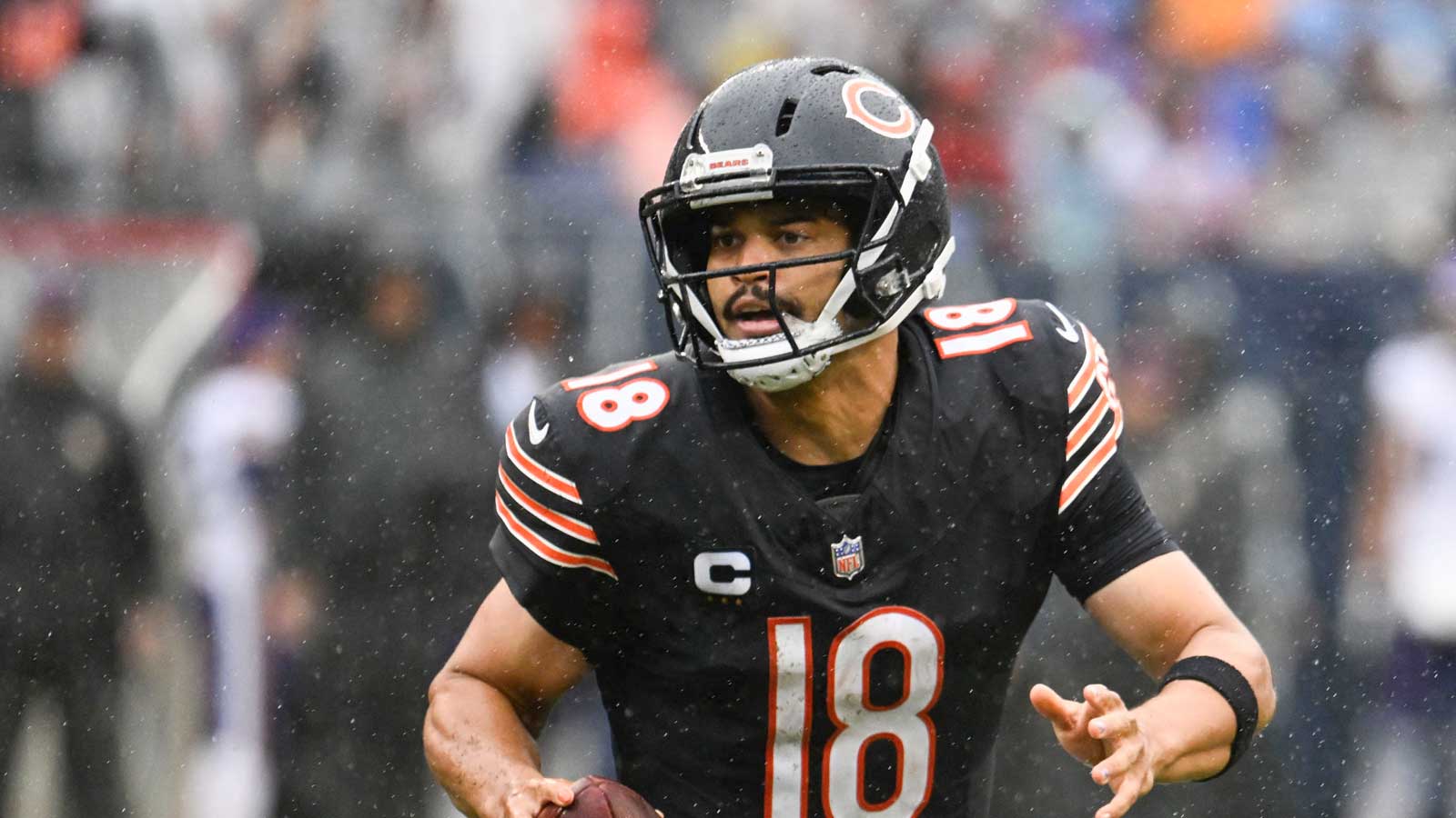 Bears’ Caleb Williams takes big step forward amid injury recovery