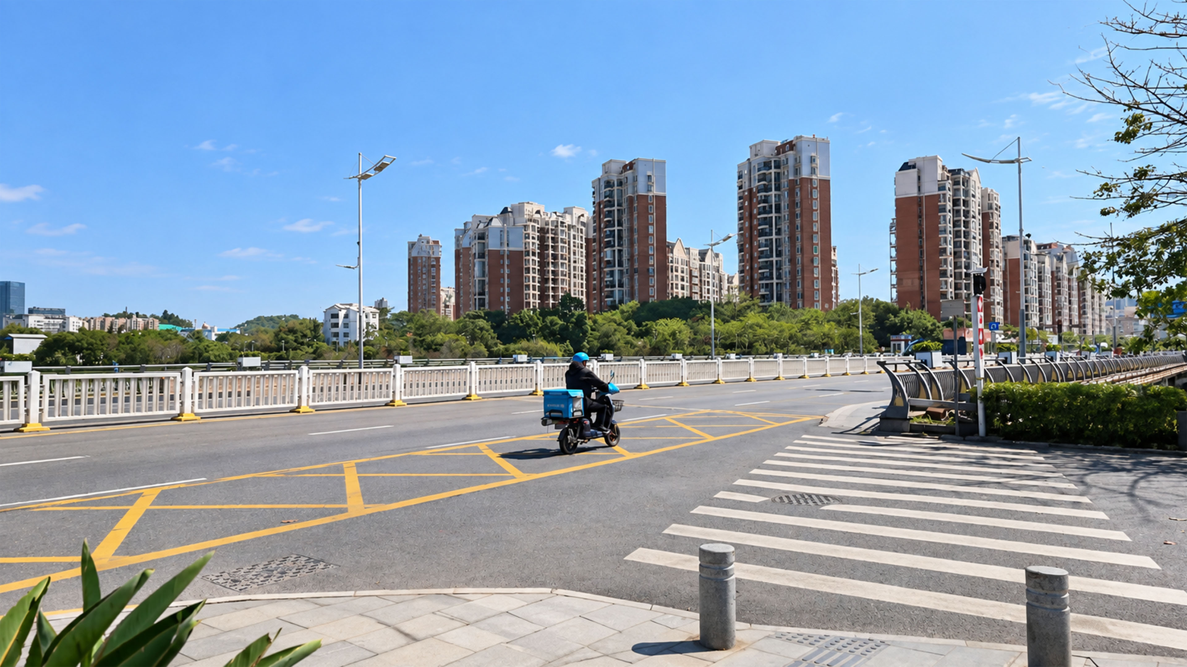 Grattacieli residenziali e spazi verdi caratterizzano questo quartiere ...