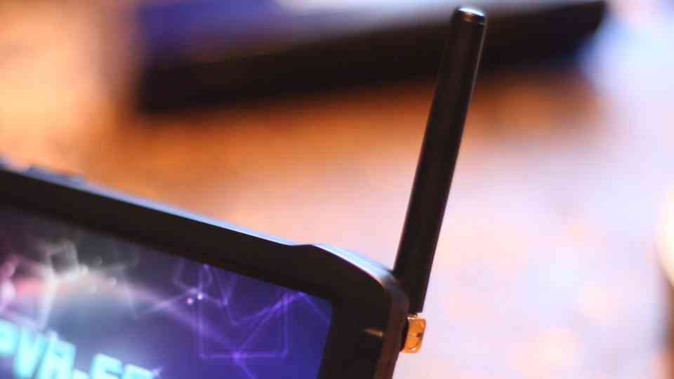PVR 58 FPV DVR monitor review and performance test