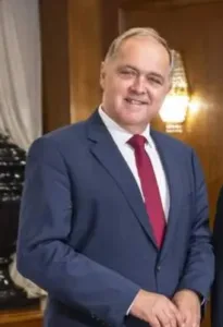 Πλασμαφαίρεση: Η αλήθεια πίσω από τη «θεραπεία»