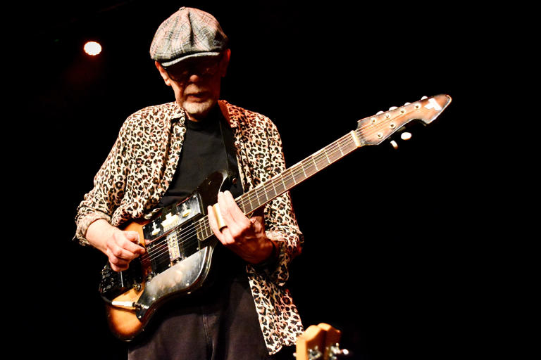 Legendary Lindisfarne impress sold out crowd at Sunderland's Fire Station